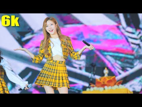 [6K로 <strong>보는</strong>] MOMOLAND(모모랜드) - I&amp;#39;m <strong>So</strong> Hot 직캠 @191020 부산 불교문화대축제[Fancam]
