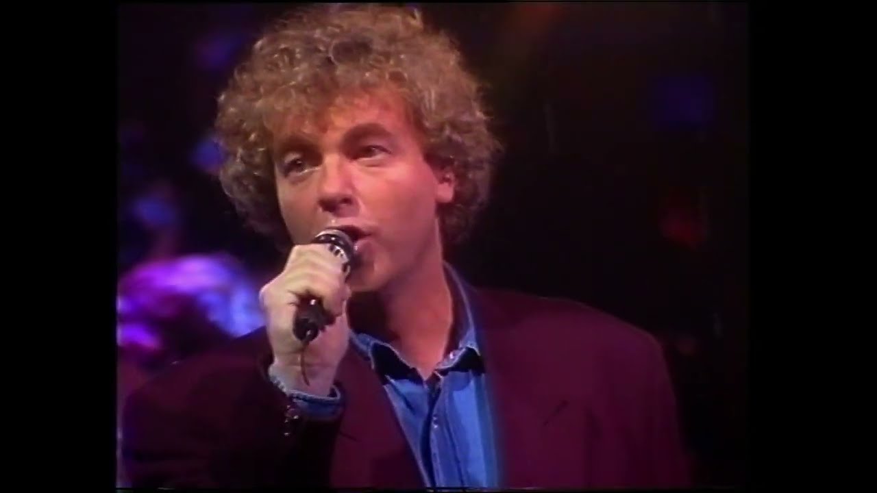 Michael Bundesen - White Christmas i Eleva2ren TV2 06-12-1991