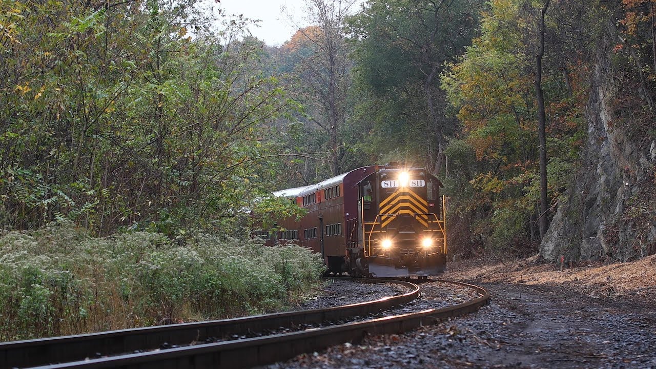 All aboard The Great Pumpkin Train ride along the beautiful Delaware
