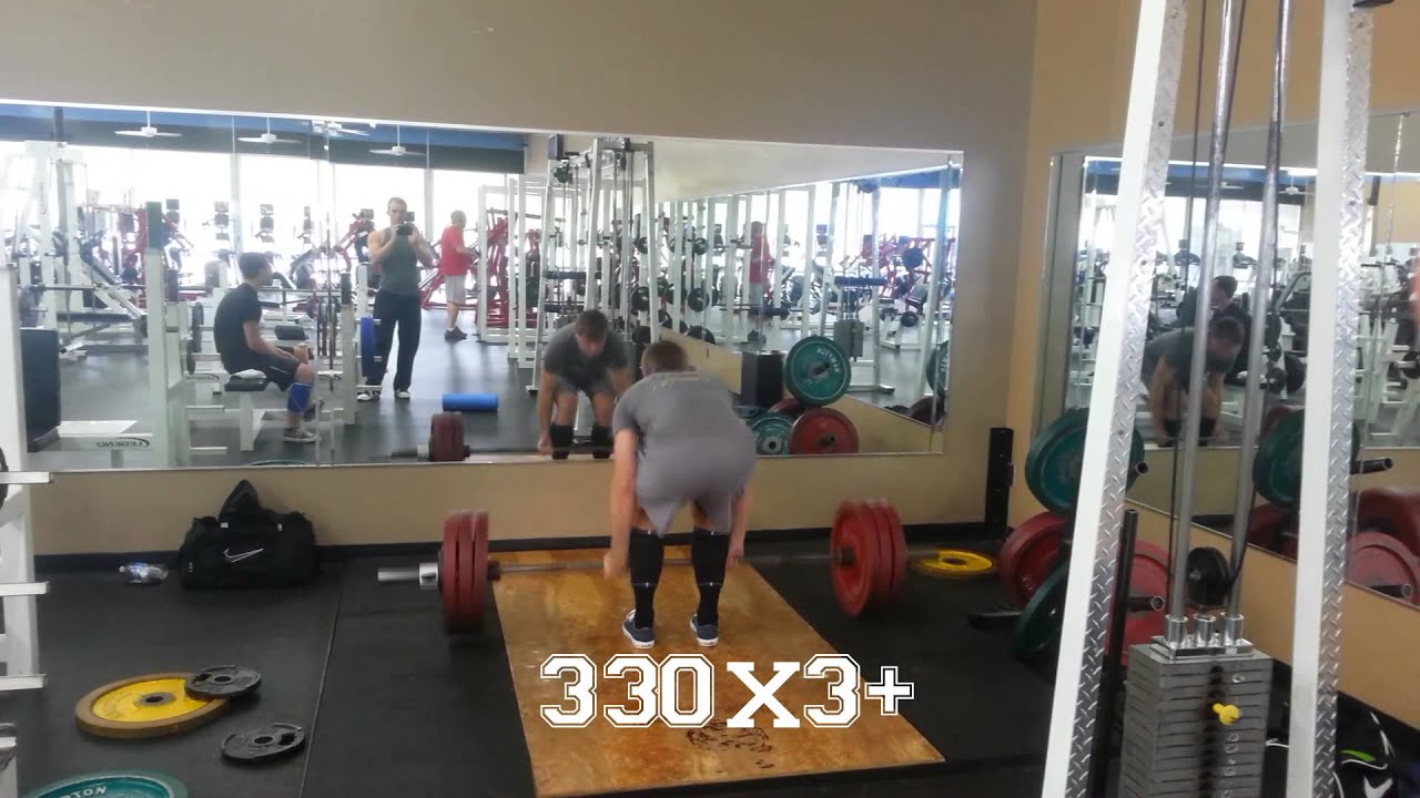 Deadlifting 330x11 ! - Deadlifts today with no belt, showing JRussFitness it doesn't matter haha!