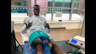 chelseas edouard mendy breaks edouard mendy chelsea news chelsea transfer news.