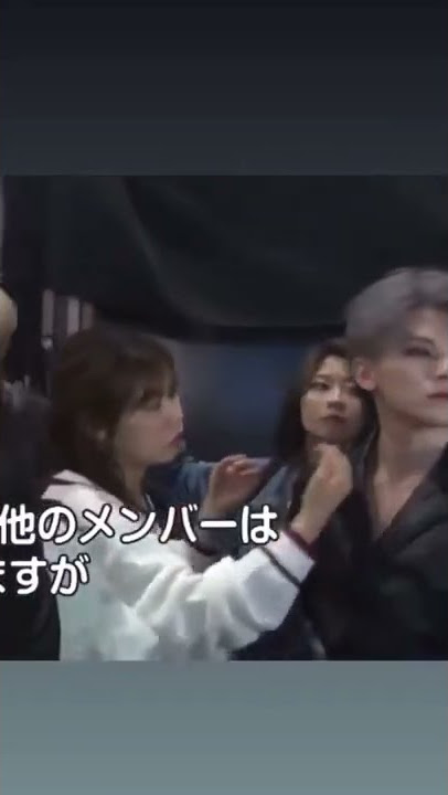 look at woozi's face 😍 #sexy #seventeen #woozi