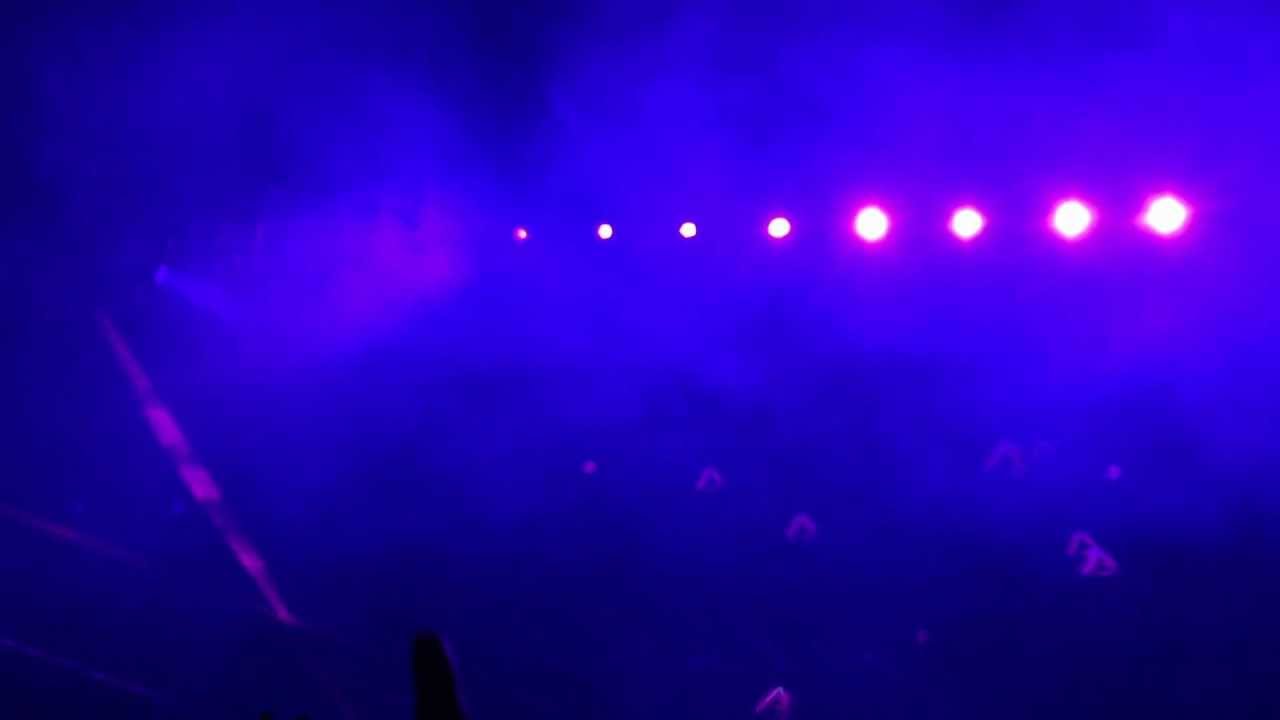 Watch Zedd Thrusts for the Deadmau5 Fans at Ultra15 on YouTube Watch Zedd Thrusts for the Deadmau5 Fans at Ultra15 on YouTube