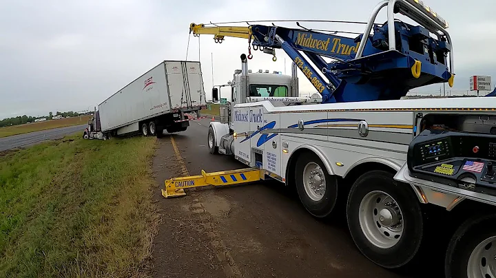 CODE 3 CALL!!!  PICKUP VS SEMI!!!   A LITTLE OVER ...