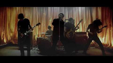 Darkest Hour "Sound the Surrender" Music Video 16x9