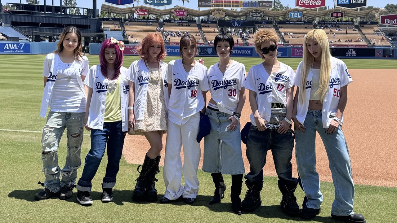 XG's First Pitch at Dodger Stadium! 