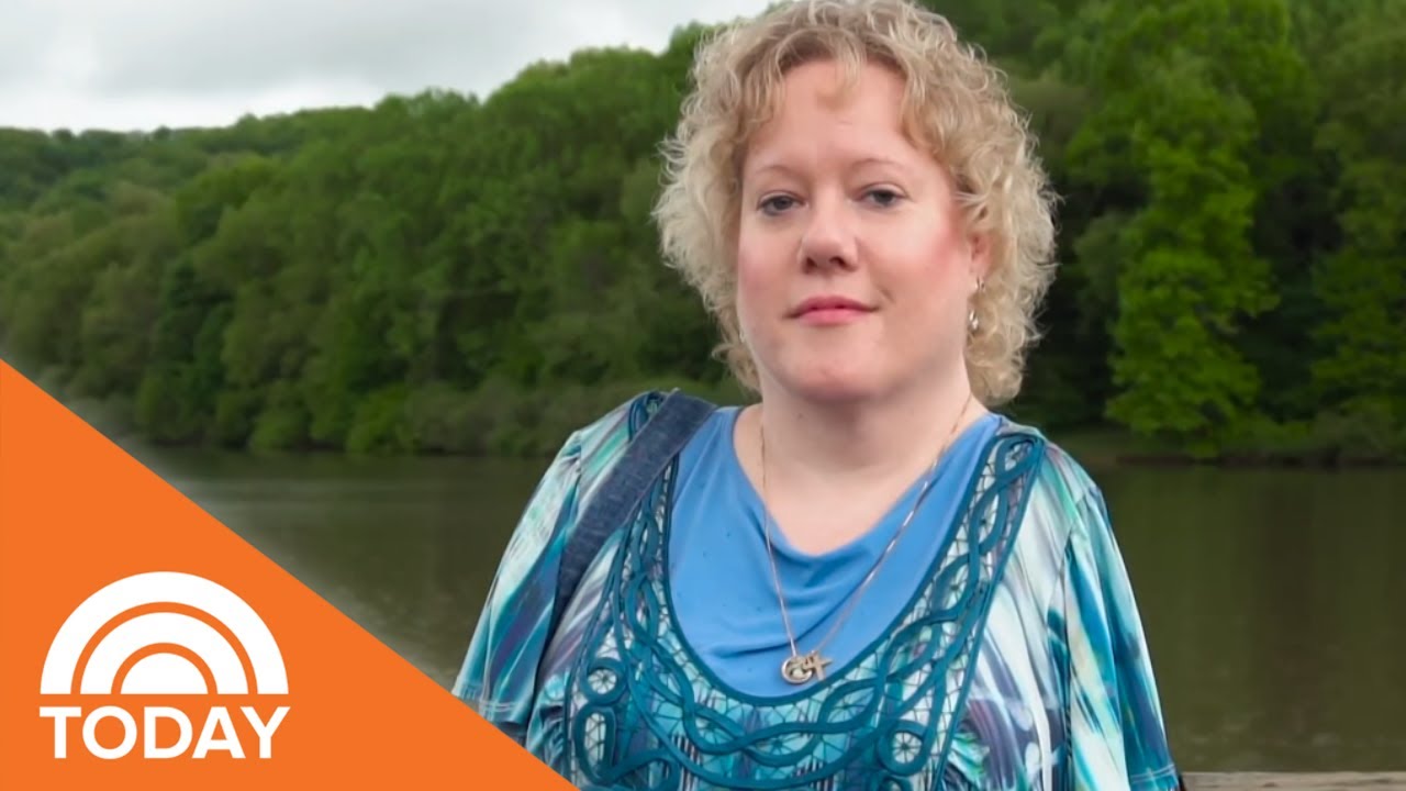 Meet Veronica Brooks, The Occupational Therapist Without Arms | TODAY