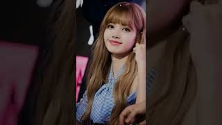 #lisa cute photos 👑✨❤️💓💕🖤#blackpink