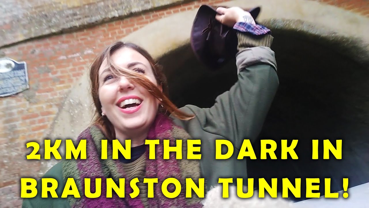 Ep 68: 2km in the DARK through Braunston Tunnel! Lizbef's adventure in staying ALIVE!