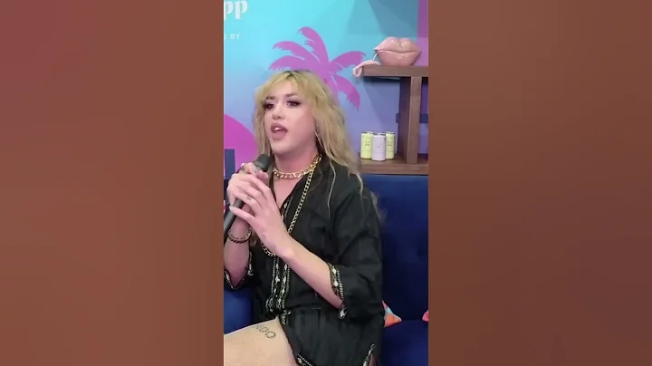 Adore Delano and Her Amy Winehouse Dress