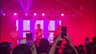 hold on tight - jesse barrera   albert posis in 🇵🇭#TheHoldOnTightTourPH