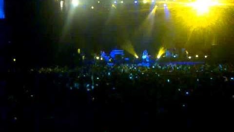 Bruno Mars Marry You&The Lazy Song @ Istora, Jakarta | April 5th 2011