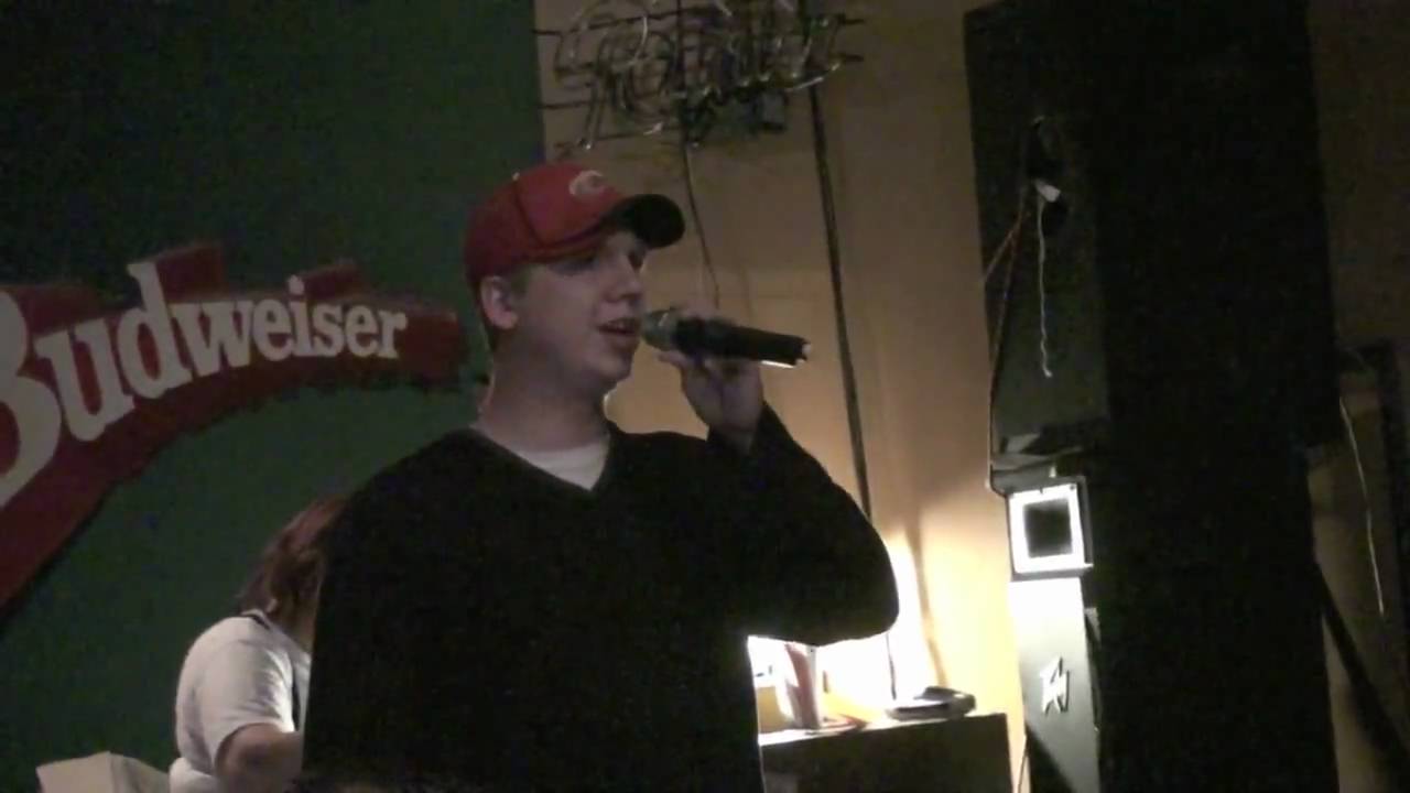 Mainliner Pub Karaoke Wk6 Matt sings Where am I Going to Live When I