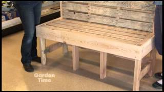 Another great project from our friends at Parr Lumber. Here is a garden bench that you can make out of an old pallet and a couple of 