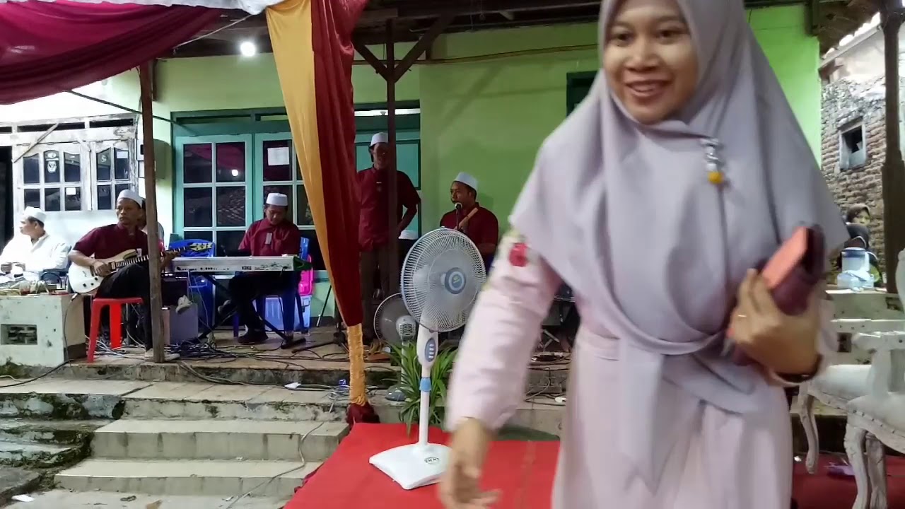 Buah duri neraka voc. Giyono cipt. H rhoma irama - YouTube