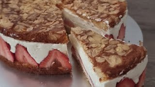 Erdbeer Bienenstich ~ Cremiger Erdbeer Bienenstich Rezept 