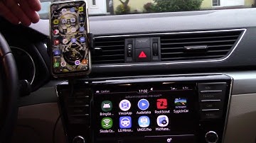 MirrorLink in motion with OBDeleven™  for VW, Škoda, Seat and Samsung, Sony, HTC phones.