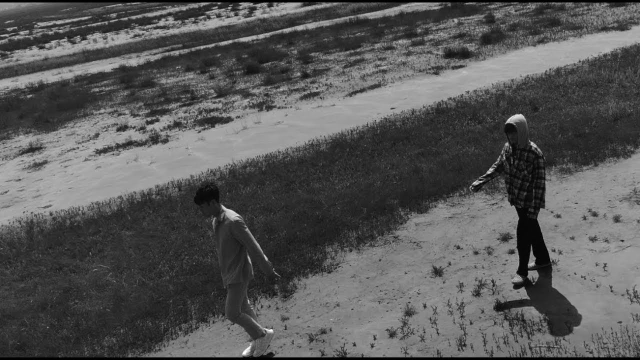 Bloody Web x Qwer - Silence Ft. Mckdaddy (Official Music Video)