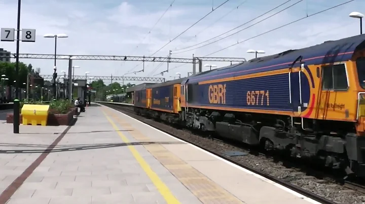 Trains @ Bushey-Carpender...  Park-Watford Jnc-Wil...