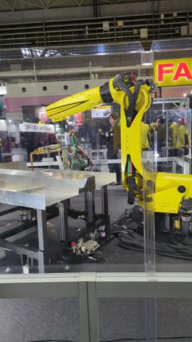 Large Robotic Arm