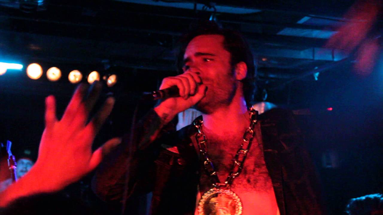 JP Maurice - S+M (Rihanna Cover)