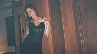 Nobodys Girl Karaoke Version  In The Style Of Her Billboard Performance