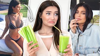 Follow my instagram here: http://instagram.com/roxxsaurus/ what's up
guys!? in today's video i decided to challenge myself eat like kylie
jenner for a day...