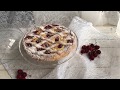 Crostata amaretti ricotta e amarene