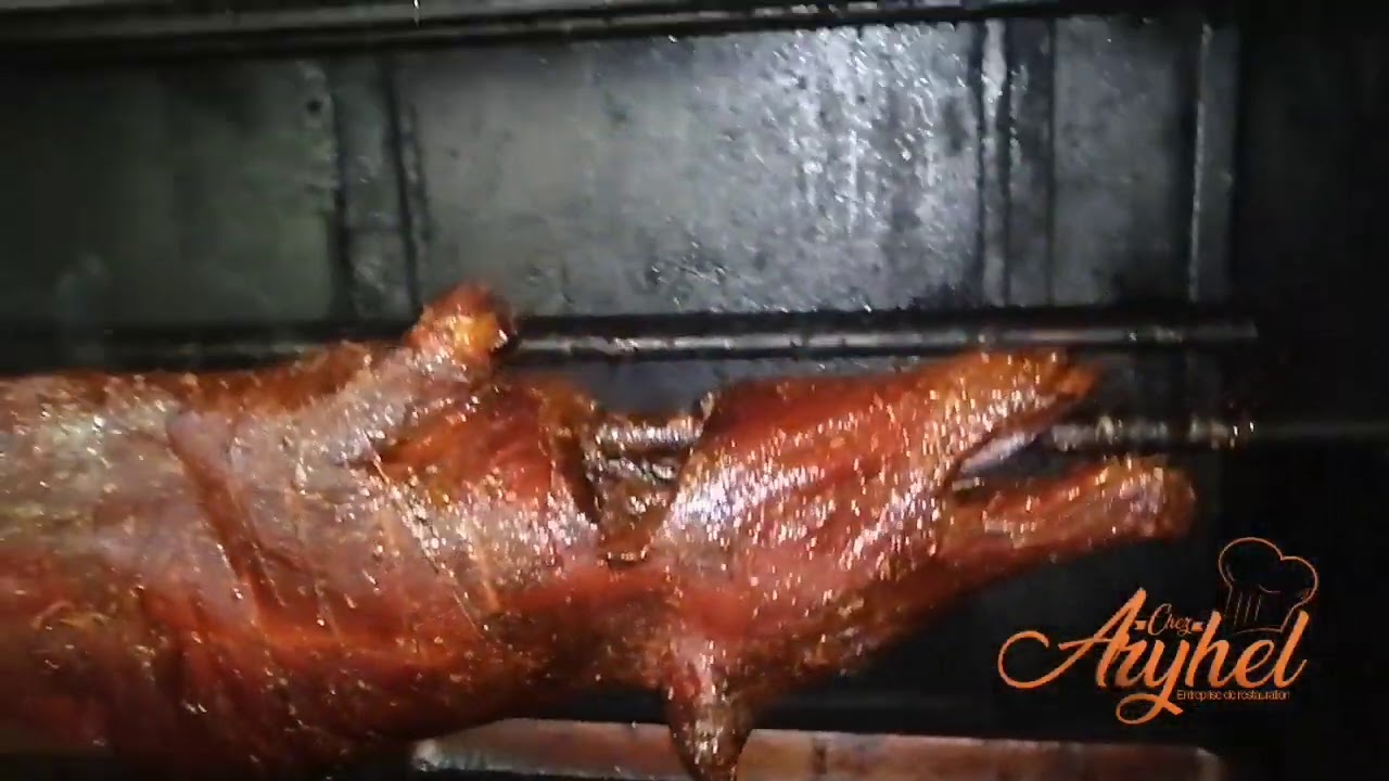 Porcelet Roti Porcelet Rôti Chez Aryhel - YouTube