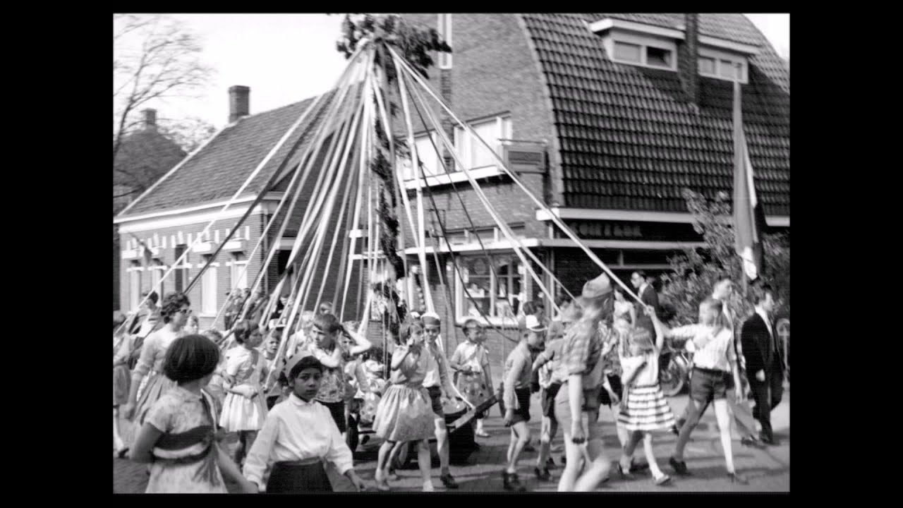 Rijen oude foto,s deel 1.