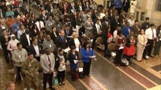 Attorney General Lynch Hosts Naturalization Ceremony with USCIS Director Rodríguez