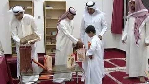 مجموعة النهضة التطوعية تكرم حفظة القرآن الكريم