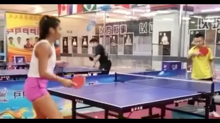 18歲華裔美網冠軍小秀乒乓球技| 拉杜卡努一盤未丟奪美網 成首位奪大滿貫冠軍的資格賽選手| Emma Raducanu plays table tennis in China| US Open - 天天要聞