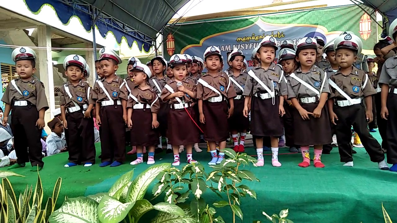 Polisi cilik - YouTube