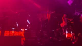 wasted - chase atlantic (live from nashville) Resimi