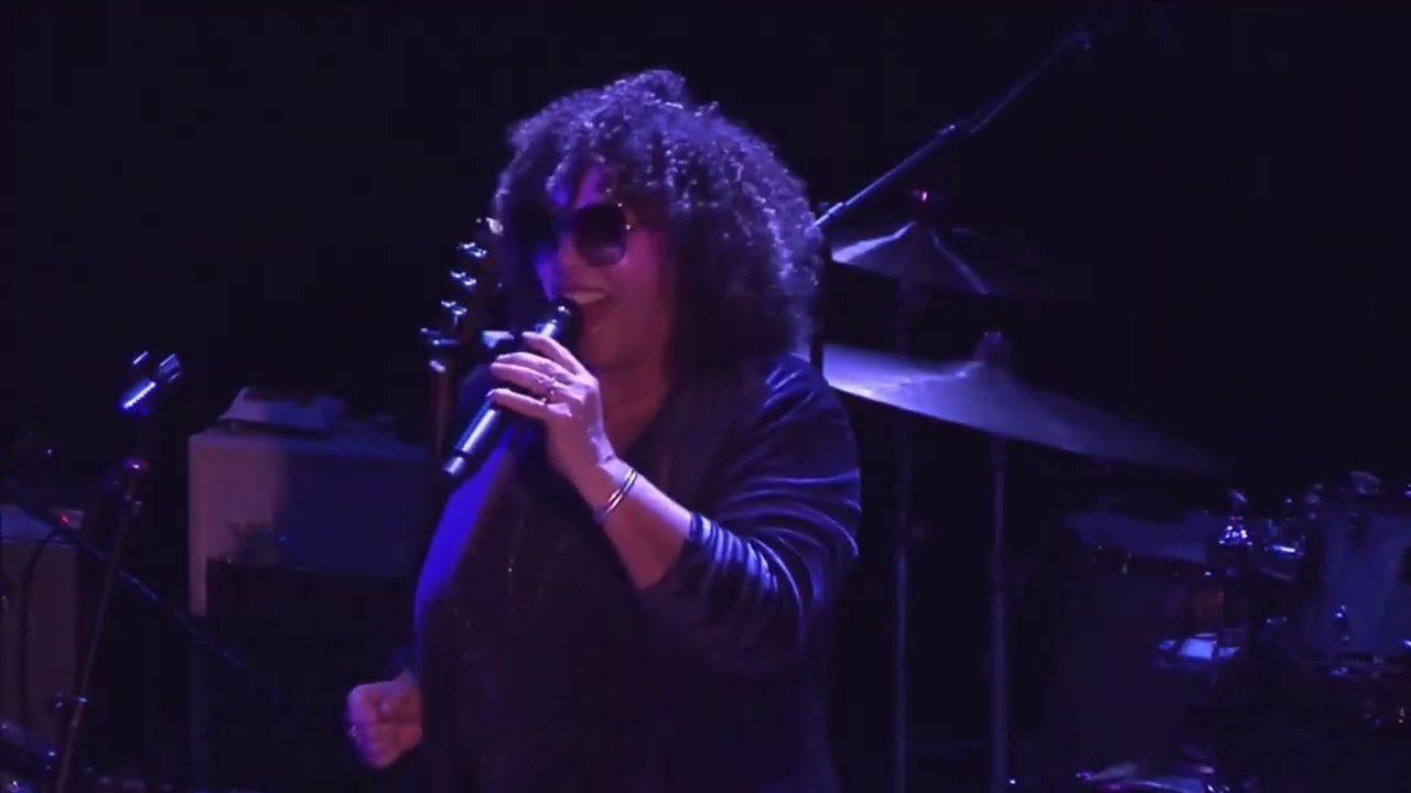 Wreckless Strangers - 'Never Give Up' (Live from Sweetwater Music Hall)