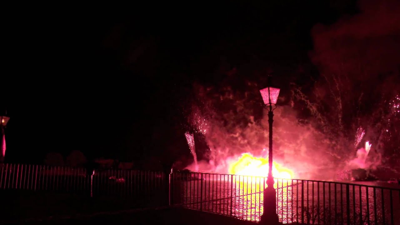 Walt Disney EPCOT Fireworks - IllumiNations Reflections of Earth 2008 in HD 1080p with Sony PMW-EX1