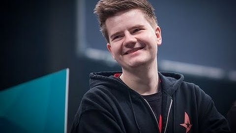 UNREAL ACE DUPREEH!!! 5 deagle kills. Dupreeh use cheats on lan?!?