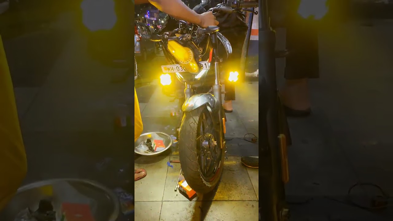 Pulsar N250 Fog light yellow and white 