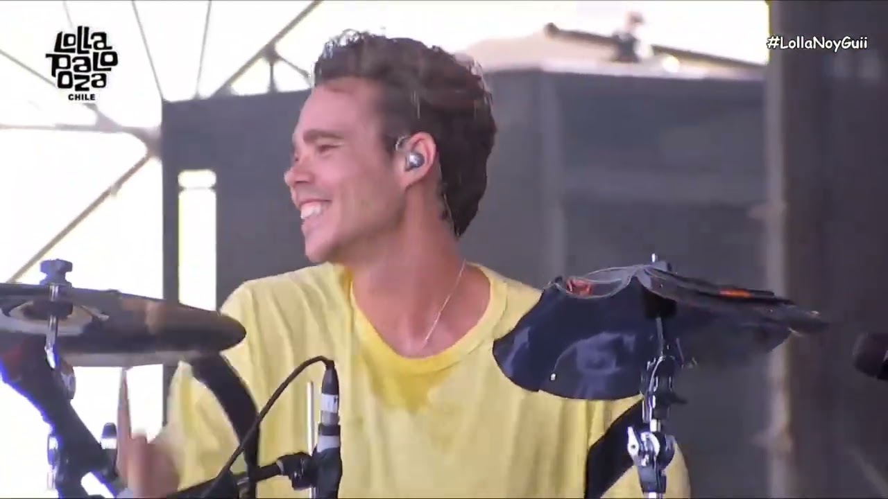 Royal Otis Performs Kool Aid at Lollapalooza Chile 2026