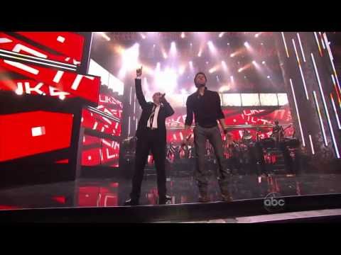 Enrique Iglesias Ft Pitbull - Tonight And I Like It - Live Ama Awards