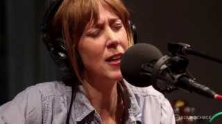 Beth Orton And Sam Amidon: "Galaxy Of Emptiness," Live On Soundcheck chords