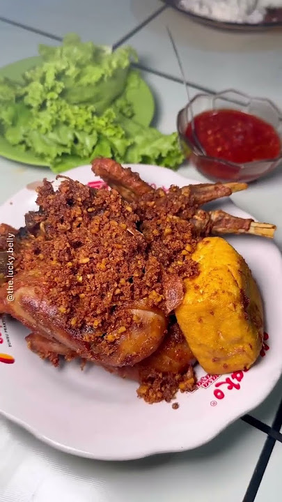 Ayam Goreng Legend Sejak Tahun 1972 di Kota Bandung