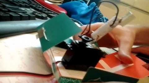 Dancing Robot with Arduino & Servo Motor