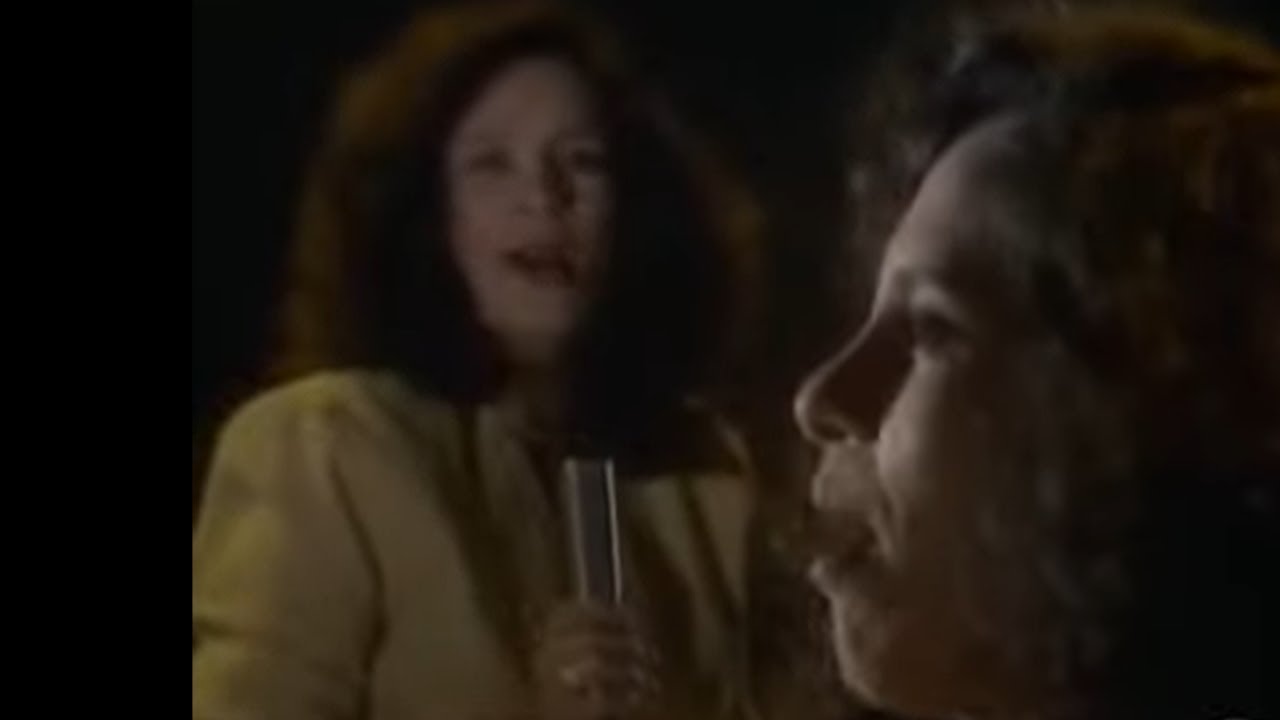 Gal Costa Alguém me disse (Clipe) YouTube
