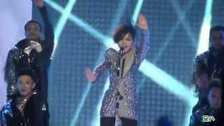 周笔畅20111231江苏卫视跨年演唱会《黑苹果》《盲点》by足八.flv