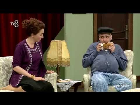 Komedi Türkiye - Beren Akyüz'ün Aşksavar Anne Evi Belgeseli Skeci (1.Sezon 7.Bölüm)