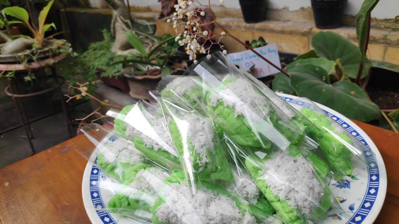 Membuat Getuk Lindri | Olahan Makanan Khas Daerah Berbahan Nabati 