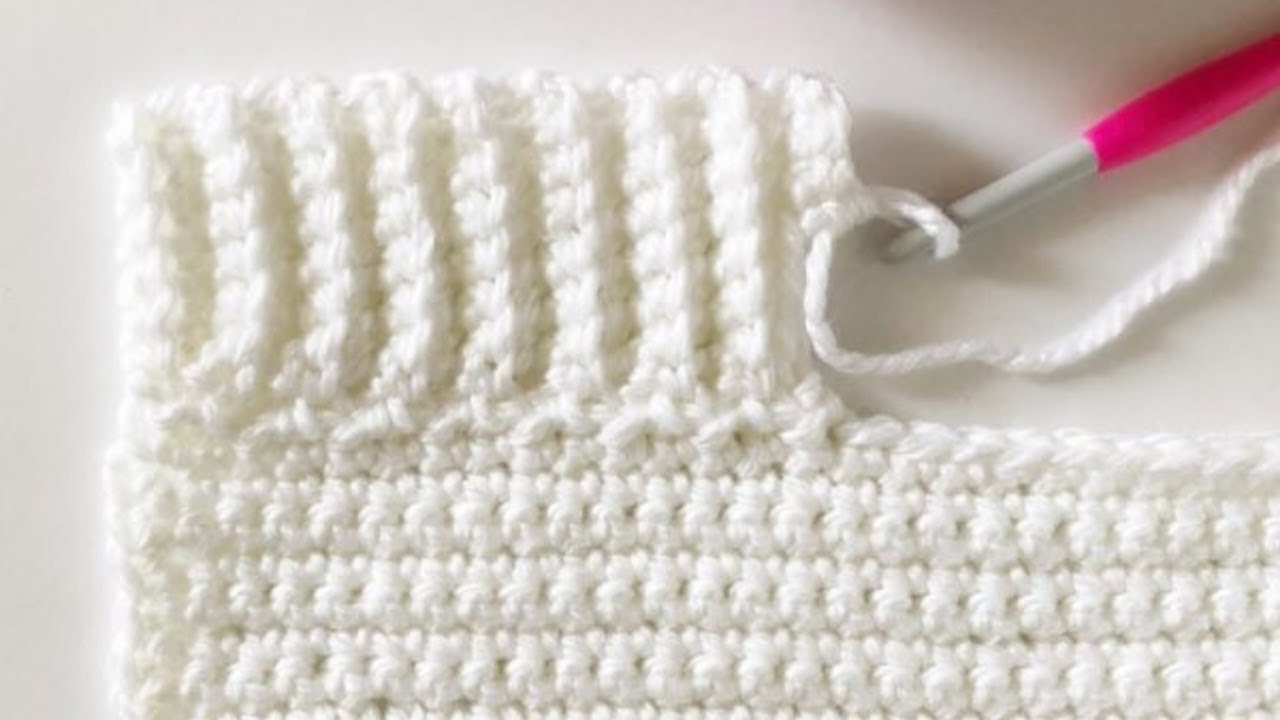 Chunky Ribbed Crochet Blanket - Amelia's Crochet