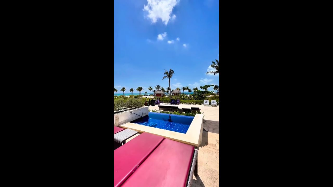 Star Class™ Cabanas at Planet Hollywood Cancun | VIP Poolside Luxury